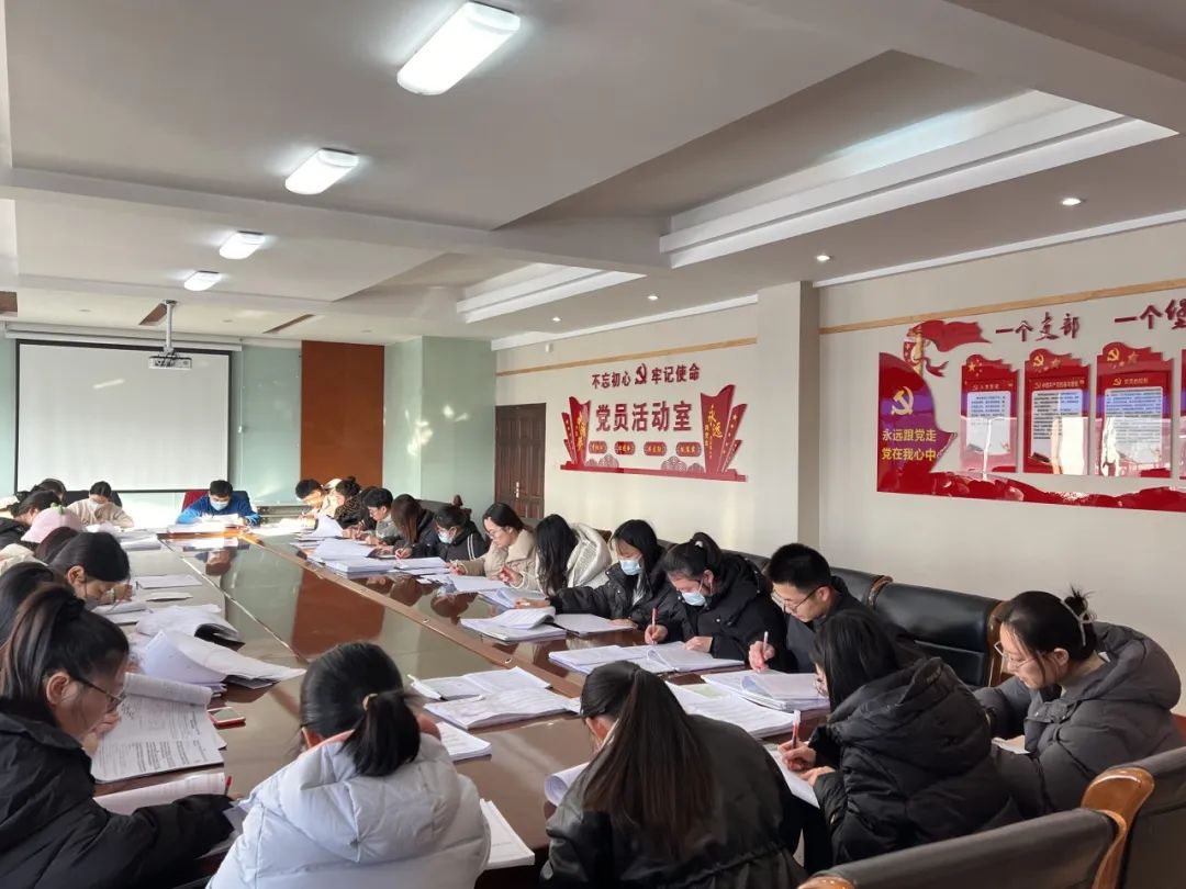 山东民族技师学院批改月考考试试卷