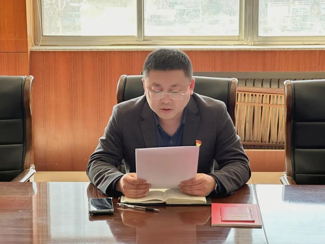 山东民族技师学院党支部召开三月份学习会议