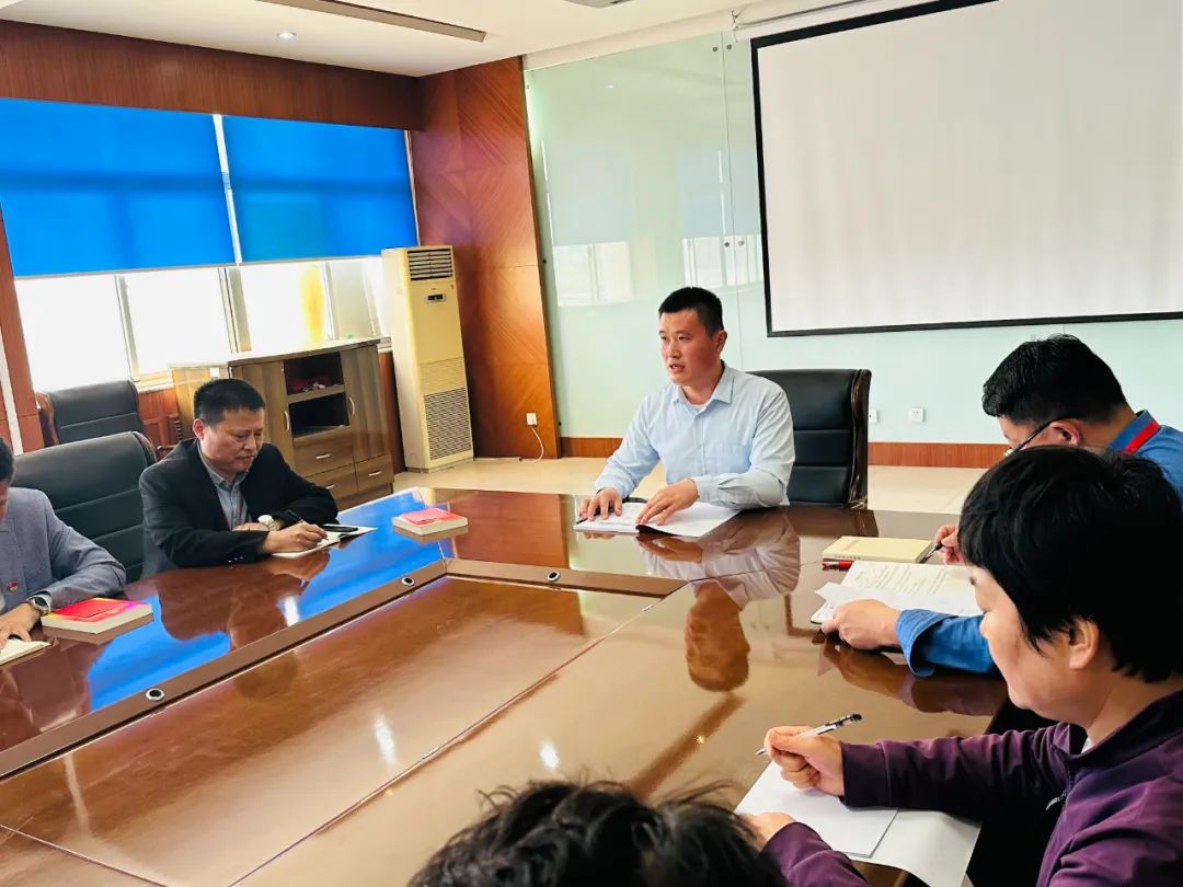 山东民族技师学院党支部召开四月份学习会议